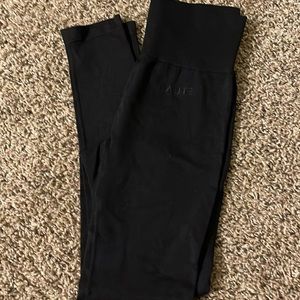 HAUTE Athletics Yoga Leggings